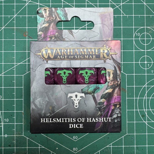 Helmsmiths of Hashut Dice Warhammer Age of Sigmar like new