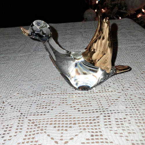 Murano Swan like new with gold details made of glass