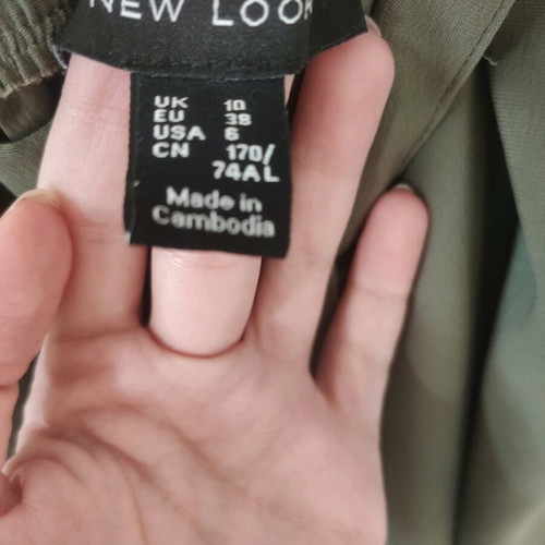 Khaki shorts like new, size 38 with elastic waist