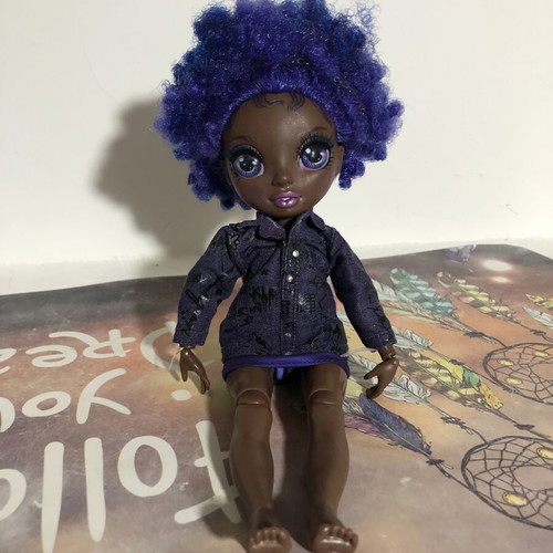 Rainbow High Junior High Series 2 Krystal Bailey doll MGA 2022