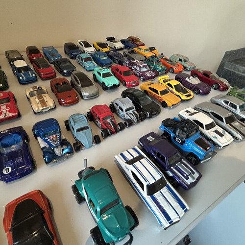 Matchbox and Hot Wheels toy cars set of 60, new