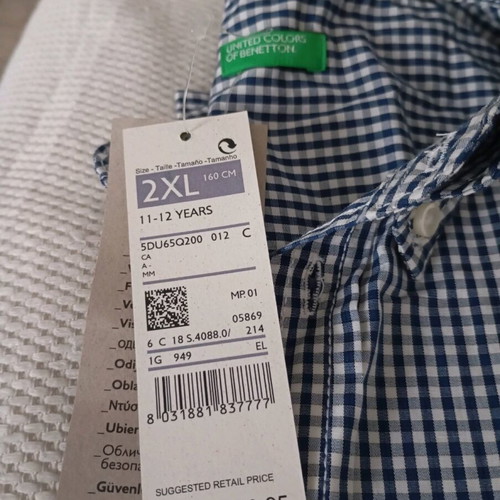 Benetton kids shirt new, size XL