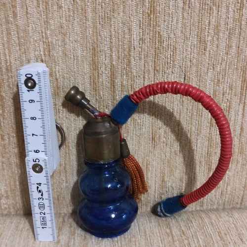 Small hookah glass with bronze top like new, unused