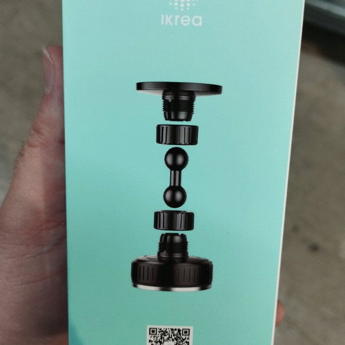 Magnetic Vacuum Phone Holder like new, phone case for dashboard or windshield