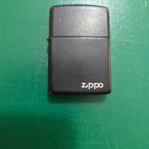 Vintage Zippo lighter, black