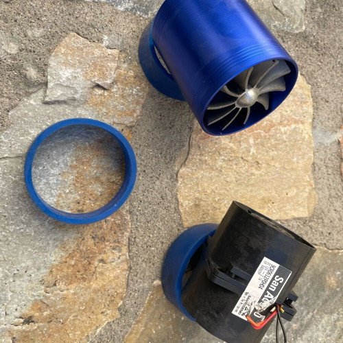Car turbo like new, set of 2 pieces with turbines