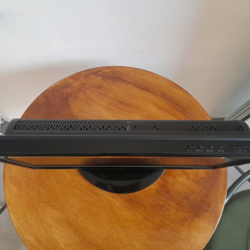 LG 19-inch TV used with excellent picture quality