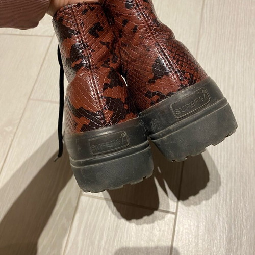 Superga leather ankle boots like new with snake pattern in burgundy and black