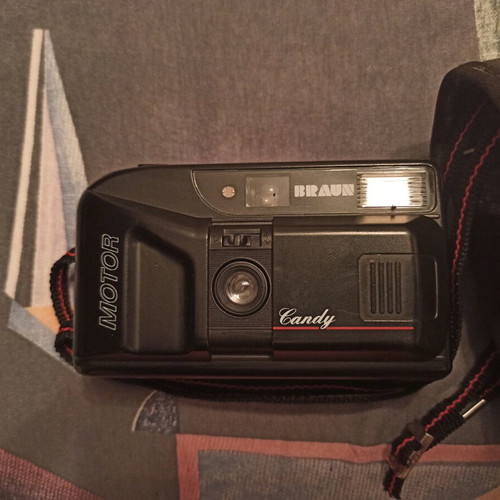 Braun Candy M2 camera used with case