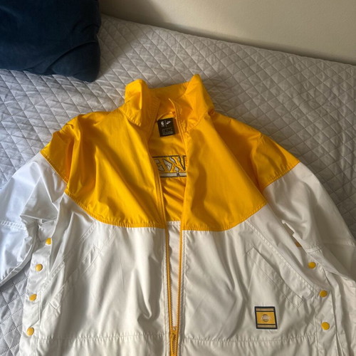 Lakers jacket waterproof new, size large, unisex