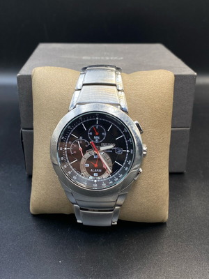 Seiko Alarm Chronograph SNAB33P1 watch like new, men's, black and silver