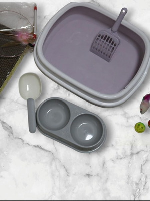 Cat kit new with litter box, bowl, toys and scratcher