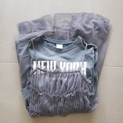 Zara girl sweatshirt dress with ruffles 13-14 years like new, gray