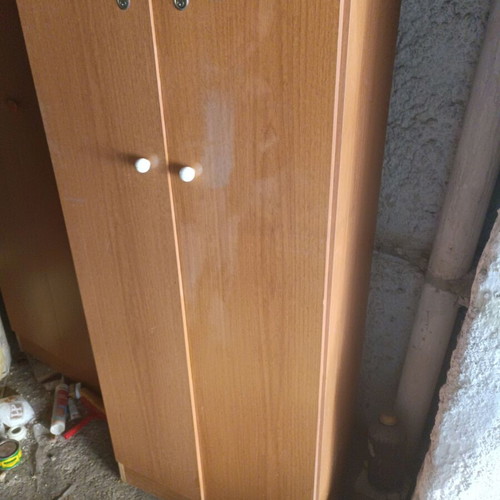 Διφυλλη ντουλάπα μεταχειρισμένη από βαρύ νοβοπάν 16 μμ