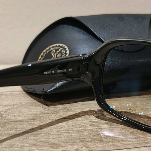 Ray Ban women's sunglasses like new, black