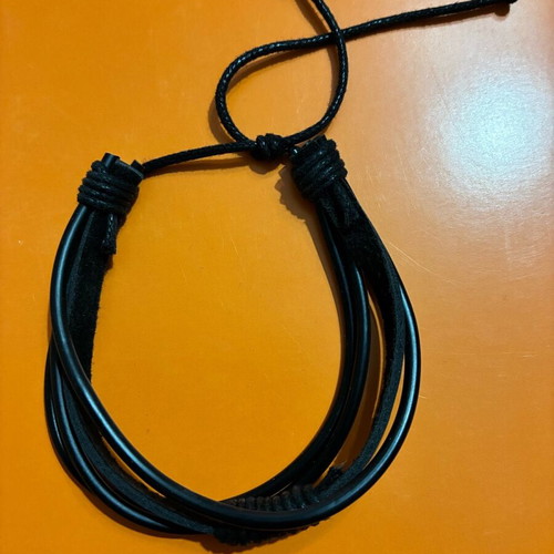 Bracelet new made of genuine leather