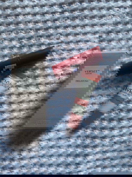 Πακέτο Δώρου με άρωμα, υγρό ρουζ και ματ κραγιόν