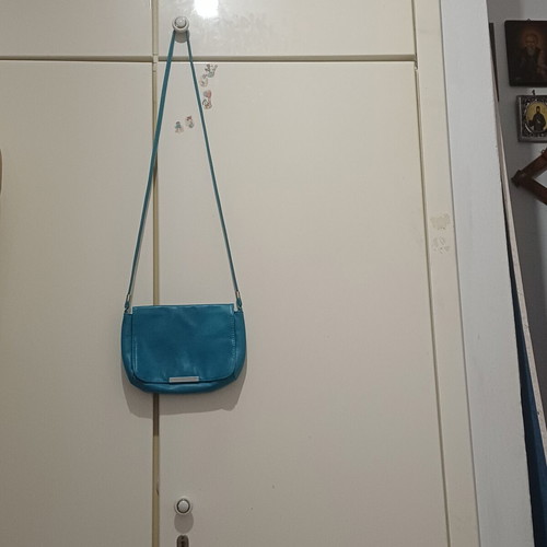 Crossbody bag TerraNova like new, blue turquoise