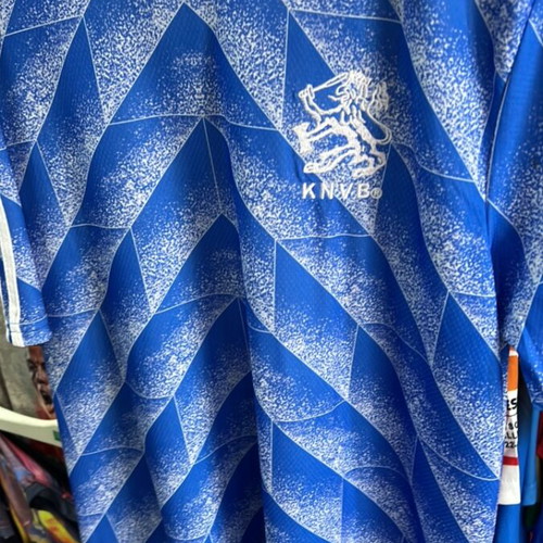 Van Basten retro jersey new, official replica