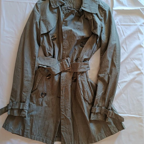 Checked gray trench coat used, size M