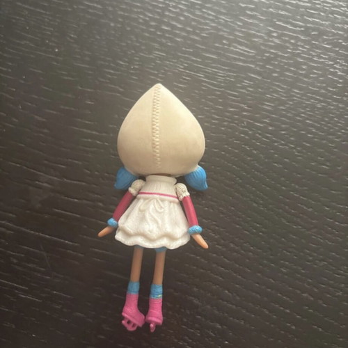Lalaloopsy Mittens Fluff n Stuff doll with roller skates