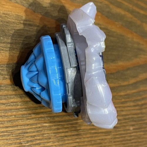 Beyblade Burst Rise Ace Dragon D5 Sting Charge I-H figure like new