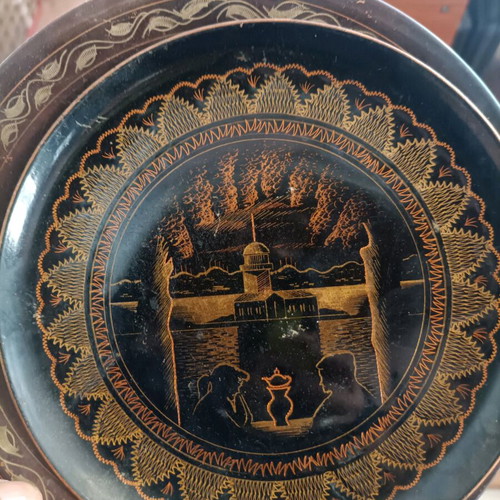 Set of 3 copper decorative plates with handmade engravings