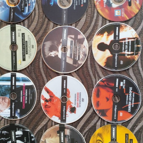 Cinema magazine collectible DVDs with subtitles