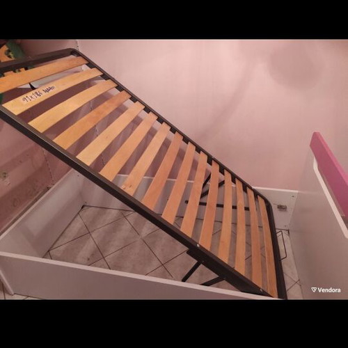 Bed with storage space like new