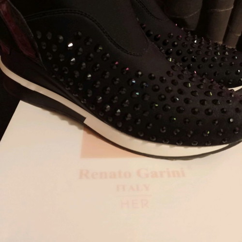 Renato Garini black athletic shoes like new, size 39