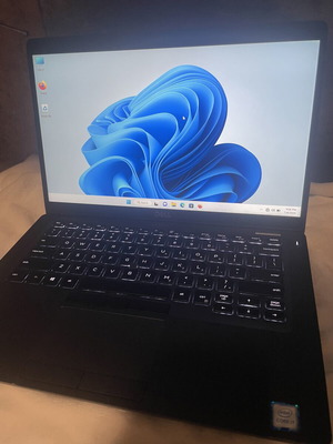Dell Latitude 5400 laptop used, Intel Core i7, 8GB RAM, 256GB SSD