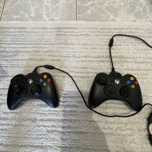 Xbox 360 120GB console with 2 controllers and power adapter