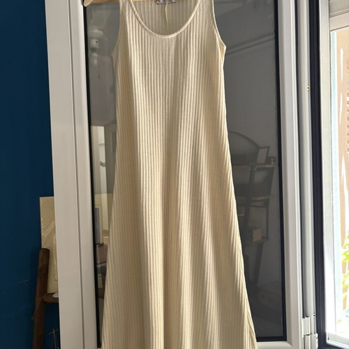 Maxi Zara Rib φόρεμα σαν καινούργιο, νούμερο Small, άσπρο μπεζ
