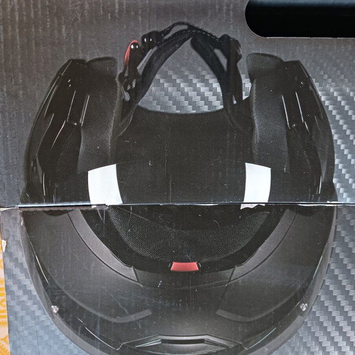 Helmet like new, with box and accessories