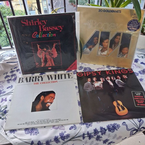 LP collection with Barry White, Gypsy Kings, Shirley Bassey and Boney M. like new