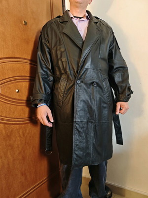 Leather coat new, 100% genuine leather, black, size L