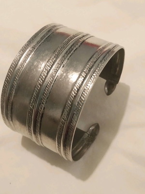 Αυξομειούμενο φαρδύ βραχιόλι επάργυρο vintage