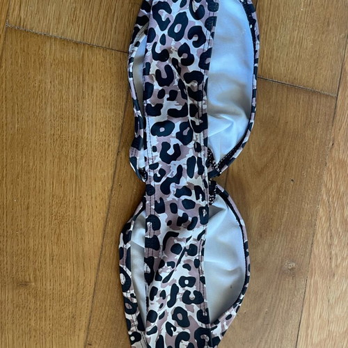 Swimwear tops pack of 5 M/L size like new
