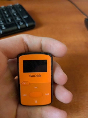 MP3 player SanDisk Clip σαν καινούργιο