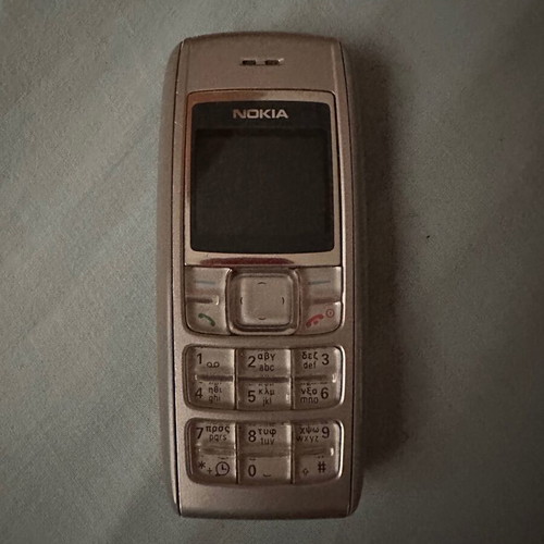 Nokia 1600 used, gray, without charger and battery but functional