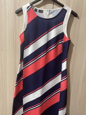 Dress multicolored lightly used