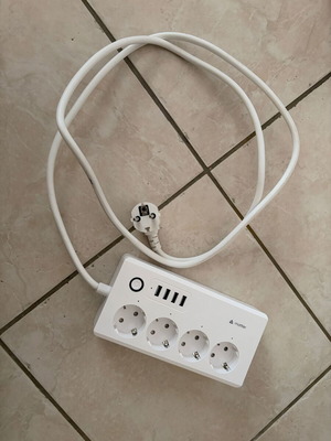 Matter WP34-A έξυπνο πολύπριζο με 4 πρίζες Schuko και 4 θύρες USB