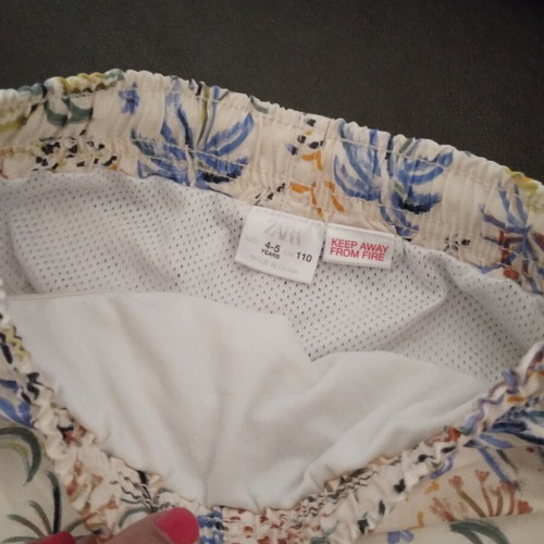 Zara swim shorts like new, size 4-5 years, beige