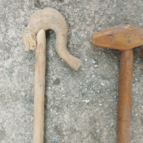 Handmade walking sticks like new, set of two