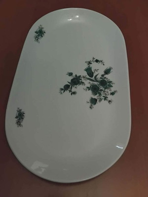Serving platter like new, 38cm length 23cm width