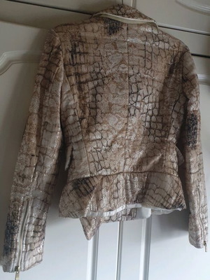 Rococo beige shiny snake jacket small new