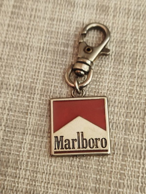 Vintage μεταλλικό μπρελόκ διαφήμισης Marlboro, συλλεκτικό Marlboro Adventures Team