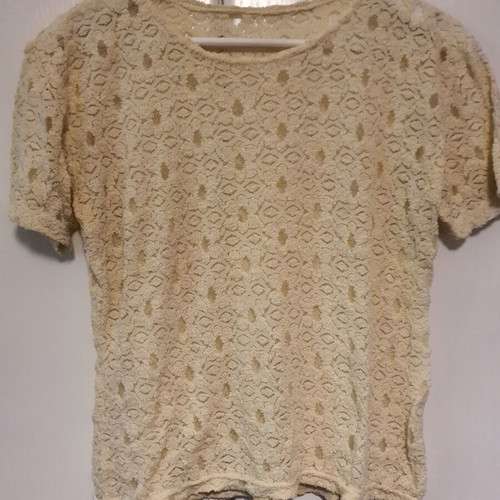Lace top cream color like new with floral pattern