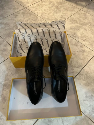Leather shoes black scarponi like new, size 44