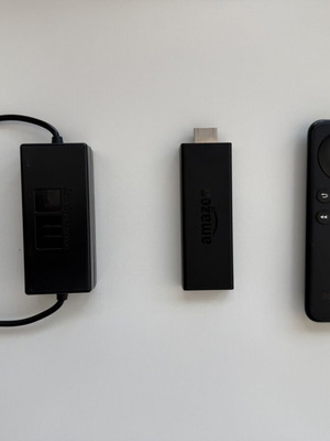 Amazon Fire TV Stick Basic Edition 1080p με καλώδιο MC45 USB